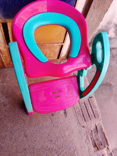 Trono infantil