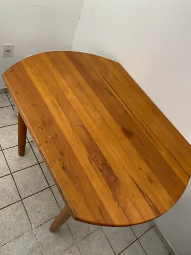 Mesa madeira maciça