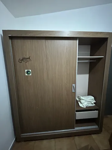 Armario 3 portas