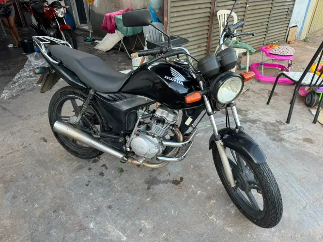 Vendo moto 125 / 2009 so pegar e transferir