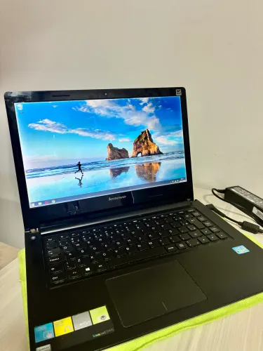 Notebook Ideapad S300 -i5 /4GB /500GB