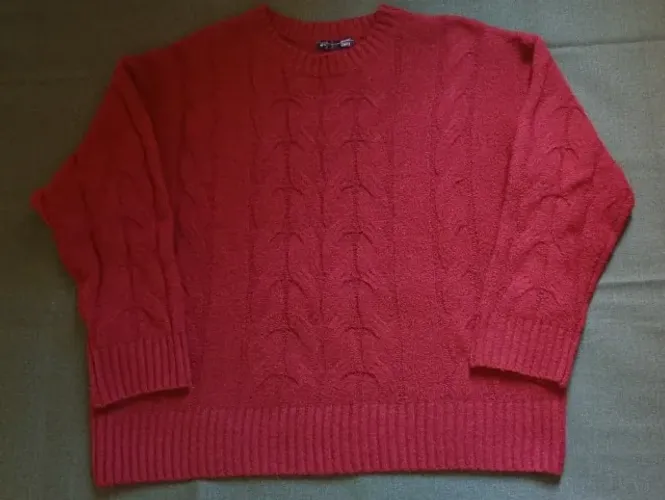 suéter vermelho