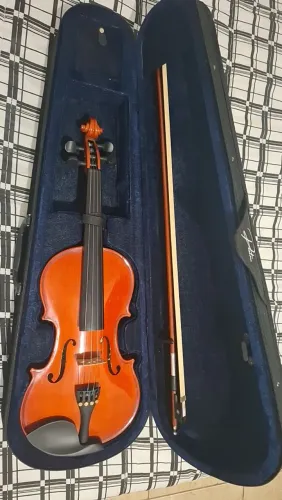 Vende-se violino di pietro svg101 4/4