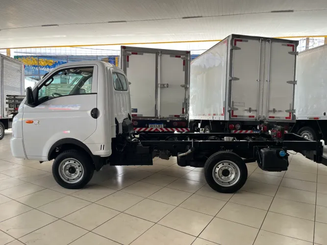 Hyundai HR 2.5 4WD Diesel 2025