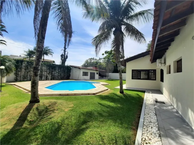 Casa com 5 quartos à venda ou para locação em Jardim acapulco - SP