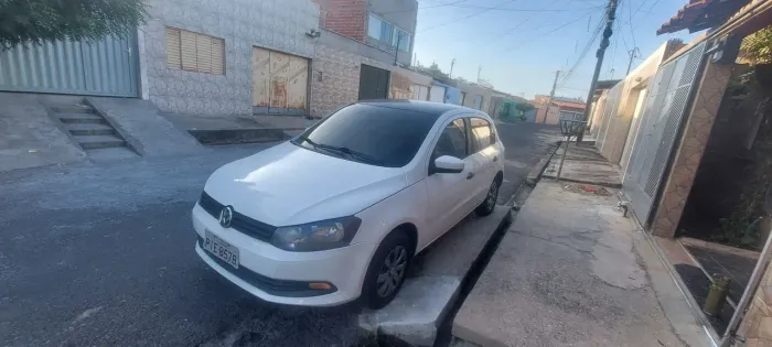 Volkswagen Gol Geração VI I-trend 1.0 8V Total Flex Mec. 4P 2015