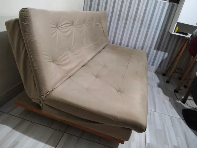Sofa cama em bom estado