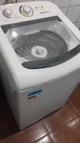 Máquina de lavar pouco uso