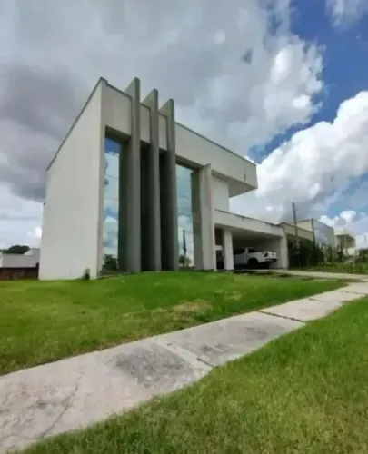 Casa de Condomínio com 4 Quartos à venda, 400m² - Bela Vista