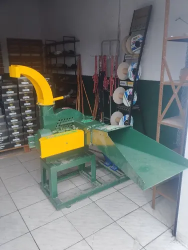 Ensiladeira Cremasco 