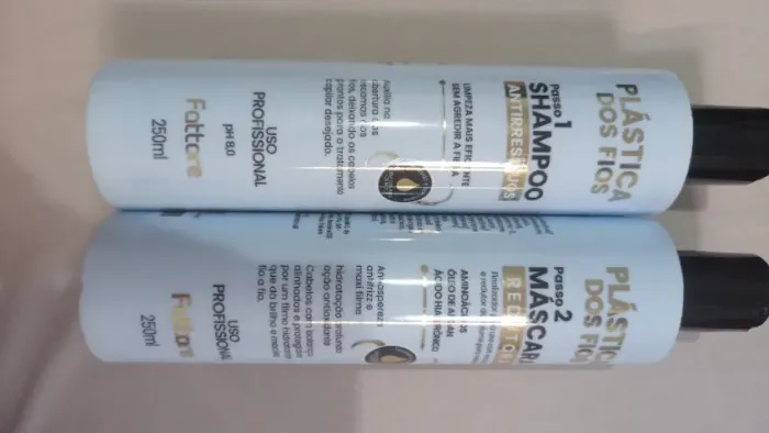 Plástica dos fios (shampoo antirresíduos + máscara redutora)