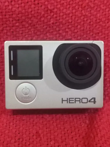 Vendo GoPro Hero4 novíssima.
