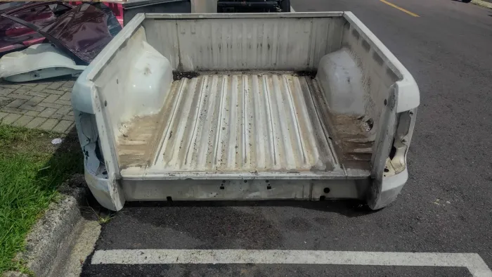 Caçamba Amarok dupla 