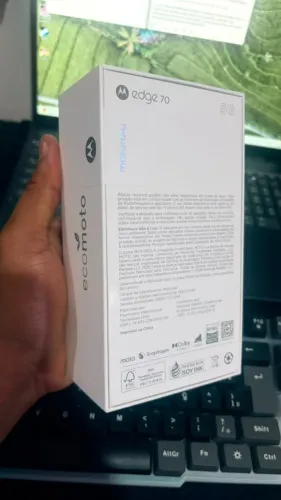 Motorola Edge 70 5G 512GB / 12GB RAM - Premium e À Prova D'água