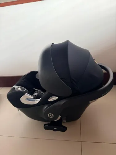 Bebê conforto CYBEX PLATINUM PRETO + BASE COM ISOFIX