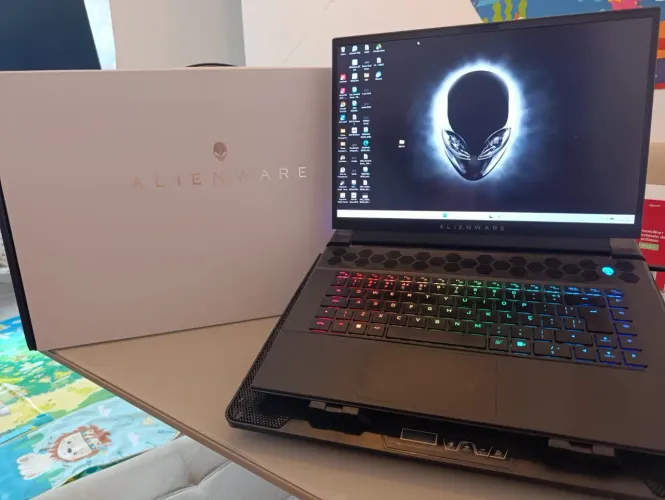 Alienware M16 R1 i9 13900HX 32GB DDR5 RTX 4060
