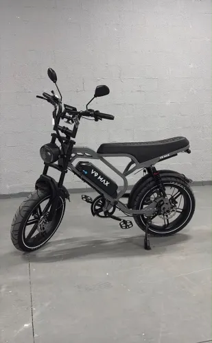 V9 Max com bateria de 15 amperes.