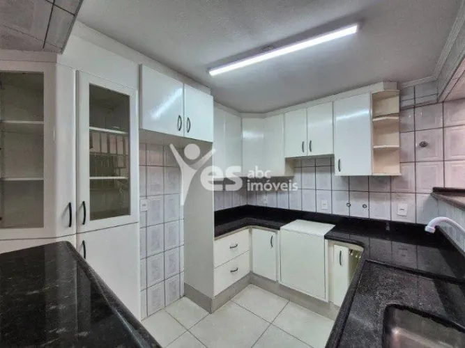 Aluguel de casa com quintal e 280m2 na Vila Metalurgica Santo Andre REF: 19983