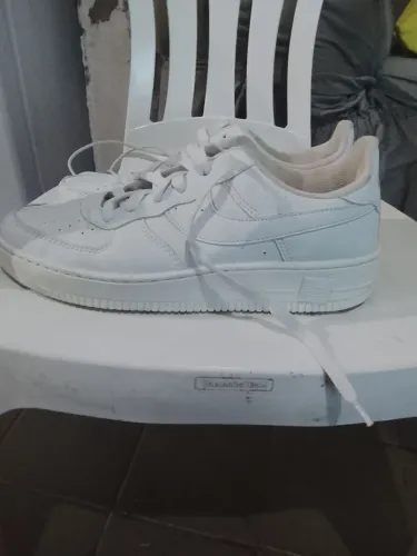 TÊNIS NIKE 