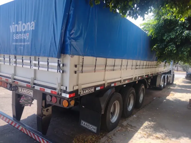 Carreta LS Graneleira Randon