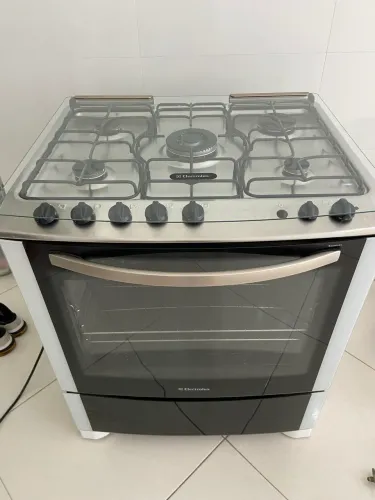 Vendo fogão 5 bocas Electrolux