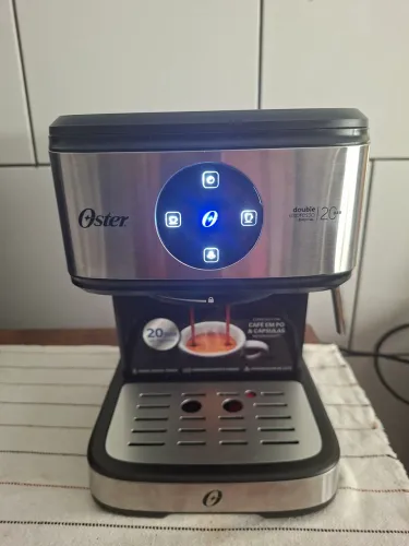 Cafeteira Espresso Double Digital Oster para Cápsula e Pó - 220V