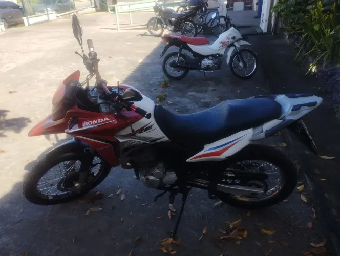 XRE 300 Rally 