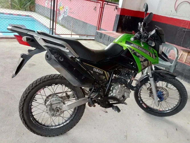 Moto muito boa e em ótimo estado