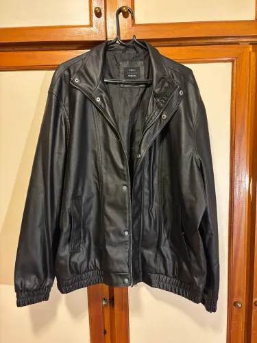 Jaqueta Bomber Couro Sintético