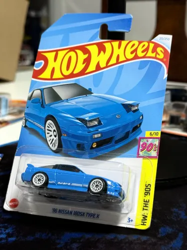 Hotwheels miniatura nissan 180sx e Honda vfr750 rc30