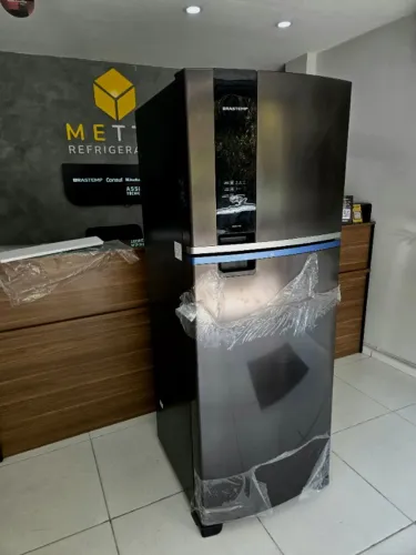 Geladeira Brastemp Frost Free 463L Black Inox
