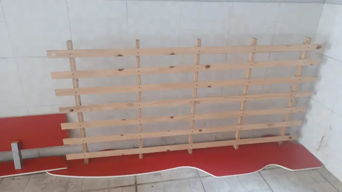 Vendo cama de carrinho de menino e um carrinho de bebê