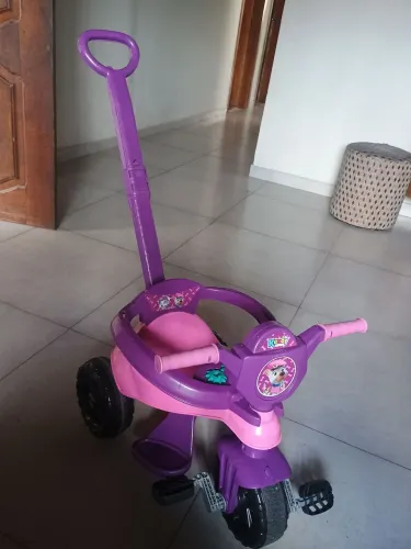 Carrinho de passeio menina
