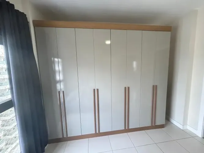 GUARDA-ROUPA CASAL - 8 PORTAS E 8 GAVETAS - 100% MDF