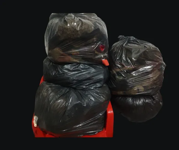 Roupas usadas doação 