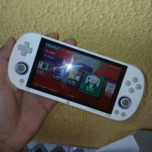 Trimui smart pro com cartão de 64gb com jogos e emuladores 
