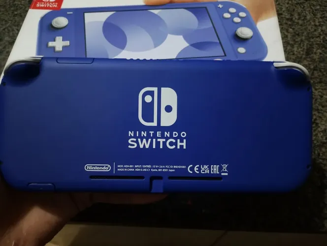 Nintendo switch lite conservado novo na caixa.