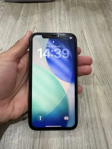 iPhone 11 64Gb preto