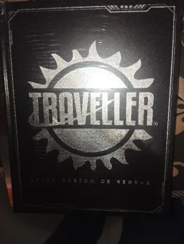 Livro Traveler + Mapa em tecido + Escudo de Mestre + Dados