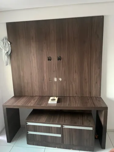 Vendo rack seminovo por 1000 de madeira