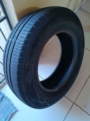 Pneu Dunlop 175 70 aro 13