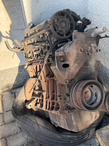 Motor Golf 1.6 sr 2002