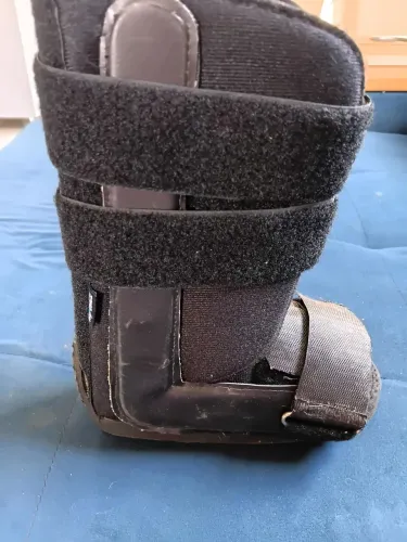 Bota ortopédica infantil 