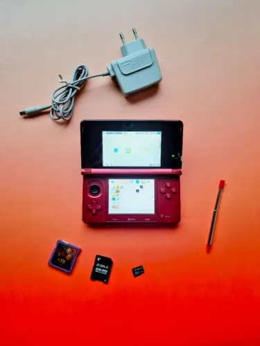 Nintendo 3DS Vermelho Completo 32GB + R4 Cheio de Jogos