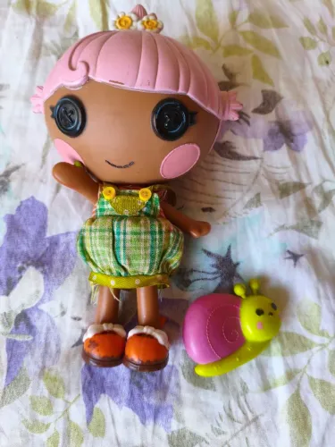 Boneca Petal Flowerpot Lalaloopsy