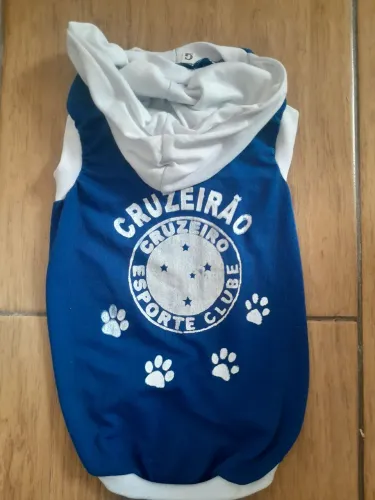 Roupa pet (preço único)