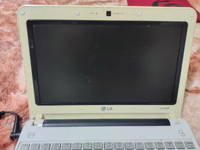 Notebook LG x140