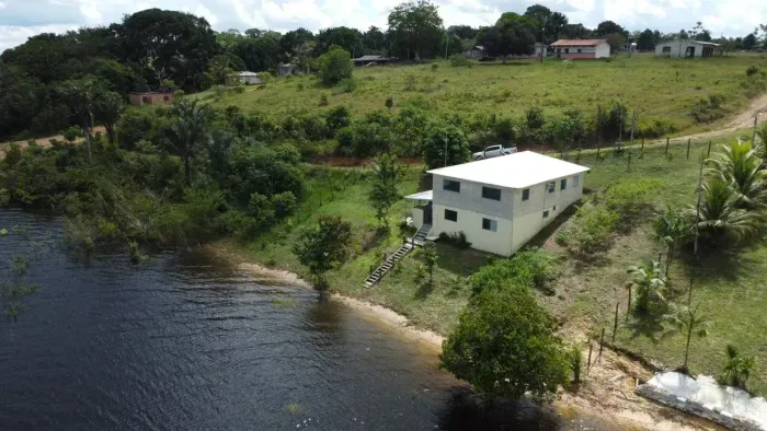 Pousada no Rio Preto da Eva