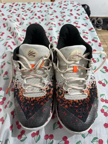 Tênis curry 2 Flow