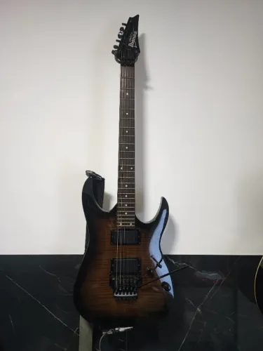 Guitarra Ibanez Gio GRG320FA Flamed Sunburst Floyd Rose